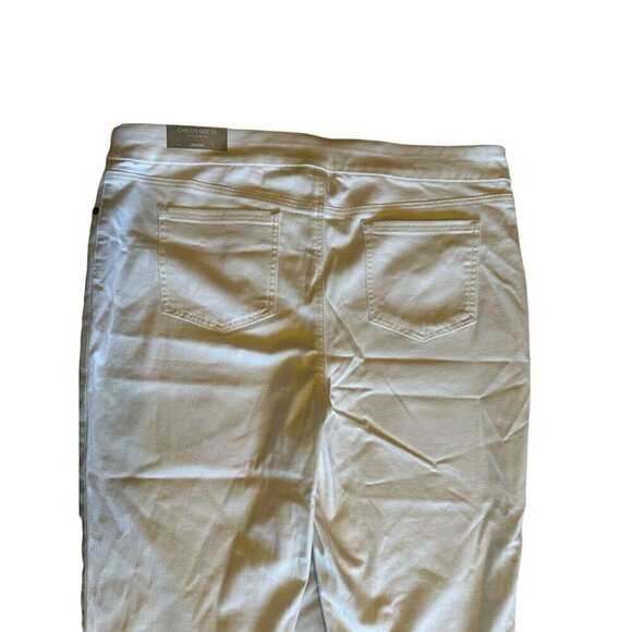 Chicos Jegging Capri Denim Sz 18/ Sz 3.5 No Stain Pull On White Stretchy NEW - Picture 3 of 13
